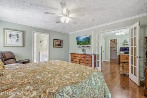 Bedroom - 331 E Chestnut Hill Rd, Townsend, TN 37882 photo 2 of 6