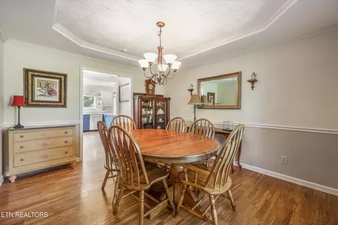 Dining - 331 E Chestnut Hill Rd, Townsend, TN 37882 photo 3 of 3