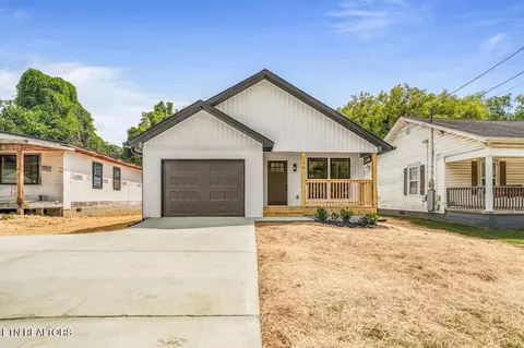 136 W Moody Ave, Knoxville, TN 37920