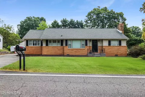 402 Stone Rd, Knoxville, TN 37920