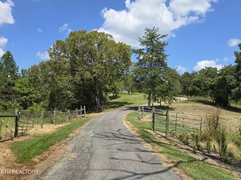 Undisclosed, Knoxville, TN 37938