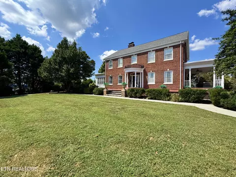 403 Church St, Sweetwater, TN 37874