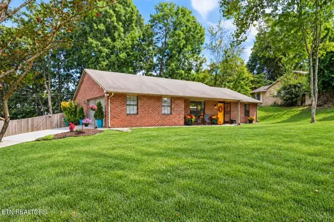 4525 Nathan Dr, Knoxville, TN 37938