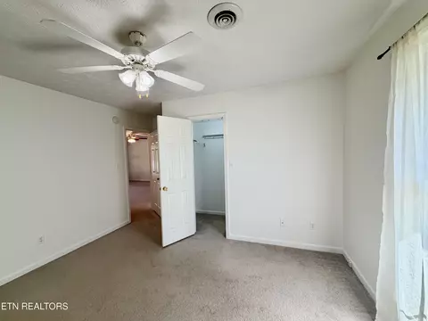 Bedroom - 7722 Cotton Patch Rd, Corryton, TN 37721 photo 6 of 6