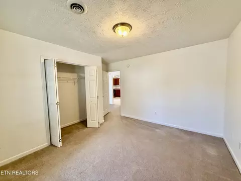 Bedroom - 7722 Cotton Patch Rd, Corryton, TN 37721 photo 4 of 6