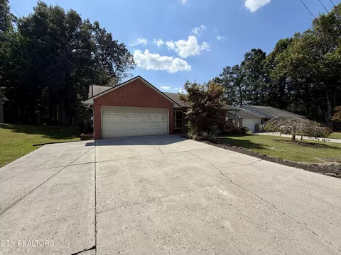 Exterior - 7722 Cotton Patch Rd, Corryton, TN 37721 photo 4 of 10