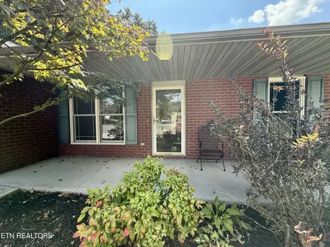 Exterior - 7722 Cotton Patch Rd, Corryton, TN 37721 photo 3 of 10