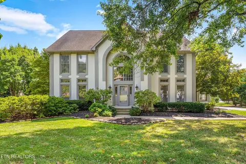 7324 Parliament Dr, Knoxville, TN 37919
