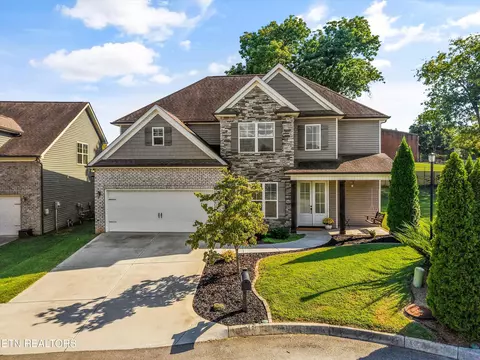 8934 Highbury Way, Knoxville, TN 37922