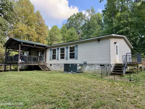 2485 Mcgaha Hollow Rd, Dandridge, TN 37725