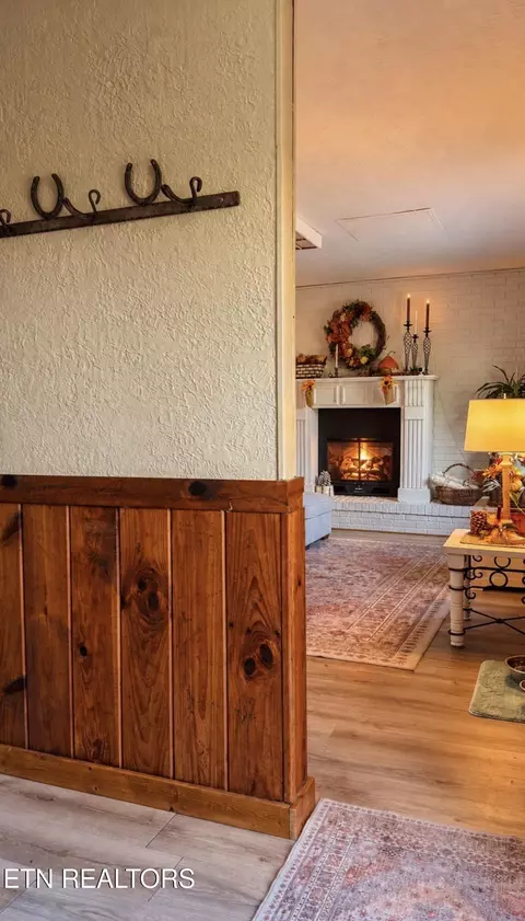 Entry Way - 2334 Litton Rd, Oneida, TN 37841 photo 2 of 3