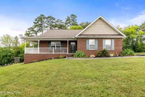 235 John Bouldin Dr, Maryville, TN 37801