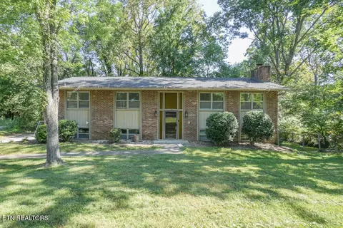 1232 Wallingford Rd, Knoxville, TN 37923