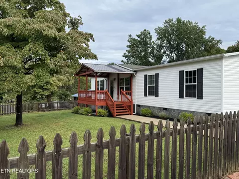 304 Peach Tree Cir, Wartburg, TN 37887