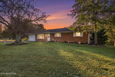5681 Loudon Ridge Rd, Lenoir City, TN 37771