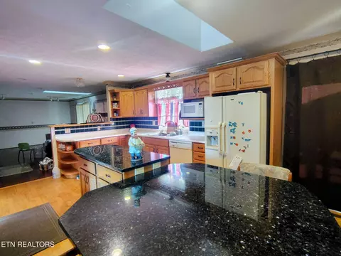 Kitchen - 172 Ridgefield Rd #SW, Wise, VA 24293 photo 4 of 4