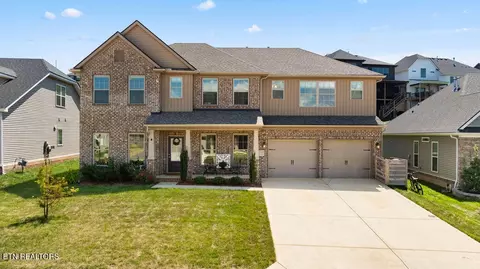 12142 Bethel Hollow Dr, Knoxville, TN 37932