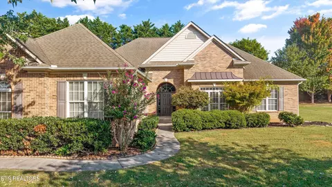 3845 Holly Berry Dr, Knoxville, TN 37938