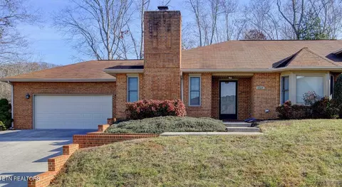 6924 Bridle Ct, Knoxville, TN 37921