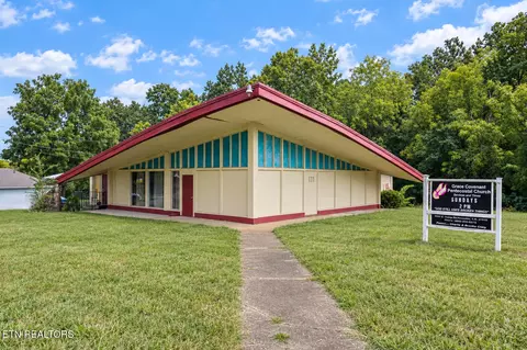 5022 Inskip Rd, Knoxville, TN 37912
