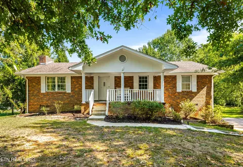 1320 Hopewell Rd, Knoxville, TN 37920