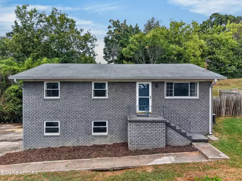 5411 Parkridge Dr, Knoxville, TN 37924
