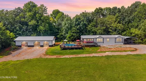 7247 Brewer Rd, Maryville, TN 37801