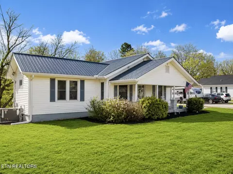 5012 Strawberry Plains Pike, Knoxville, TN 37914