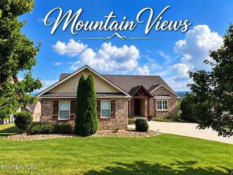 908 Montgomery Ln, Maryville, TN 37803