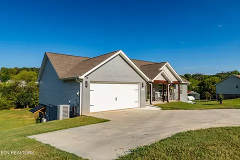 232 River Ford Rd, Maryville, TN 37804