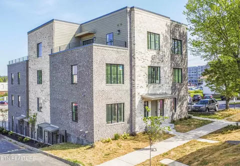 1911 Forest Ave #201, Knoxville, TN 37916