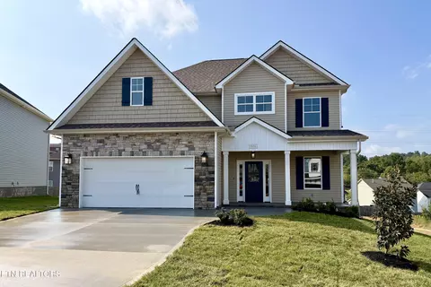 8906 Queensdale Ln, Knoxville, TN 37924