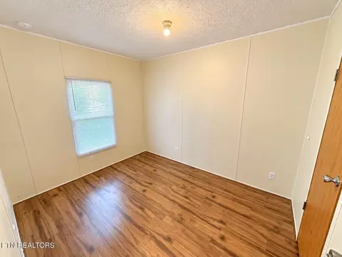 Bedroom - 9326 Davis Dr, Corryton, TN 37721 photo 1 of 3