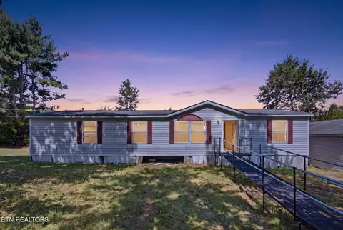 341 Cedar Crest Ln, Friendsville, TN 37737