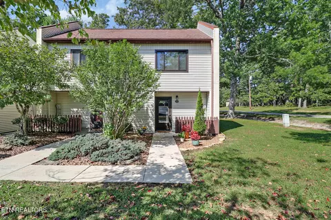 52 Wilshire Heights Dr, Crossville, TN 38558
