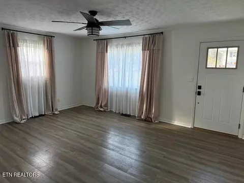 Living - 119 Vista View Dr, Ewing, VA 24248 photo 1 of 1