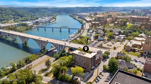 608 W Hill Ave #201, Knoxville, TN 37902