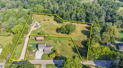 3510 Guinn Rd, Knoxville, TN 37931