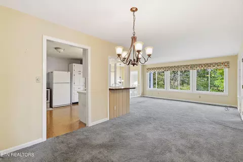 Dining - 347 E Chestnut Hill Rd, Townsend, TN 37882 photo 1 of 3