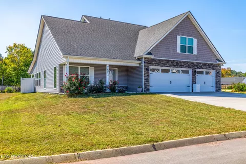 7622 Bailey Landing Ln, Knoxville, TN 37931