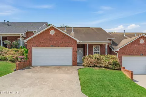 923 Webster Groves Ln, Knoxville, TN 37909