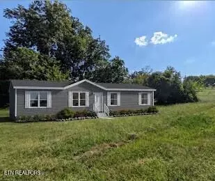 1807 Chestnut St, Sweetwater, TN 37874