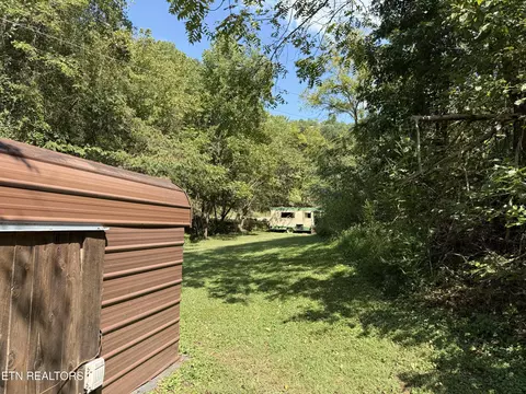 Exterior - 1069 Bryan View Rd, Sevierville, TN 37862 photo 1 of 4