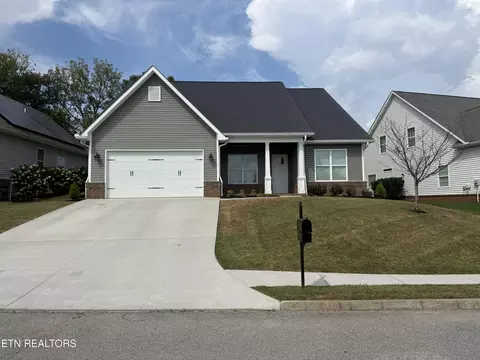 2555 Kings Mountain Lane Ln, Knoxville, TN 37920