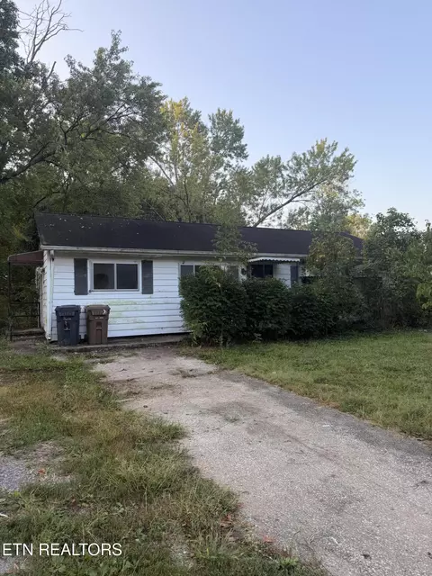 3408 Boright Dr, Knoxville, TN 37917