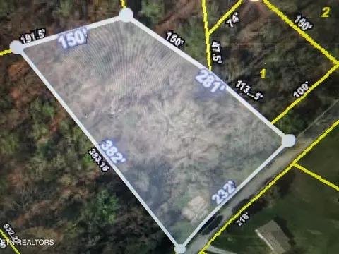 261 Harding Rd, Harriman, TN 37748