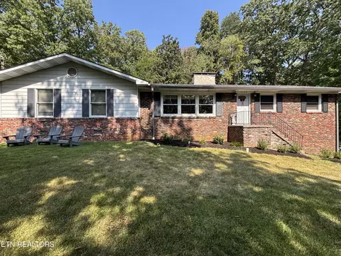 4300 NE Chewasa Rd, Knoxville, TN 37918