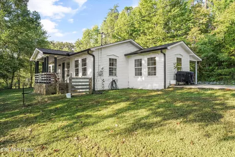 146 County Road 677, Riceville, TN 37370