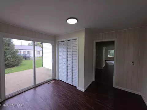 Other - 305 N 15th St, Middlesboro, KY 40965 photo 3 of 4