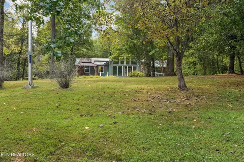 3668 Camelot Dr, Maryville, TN 37803